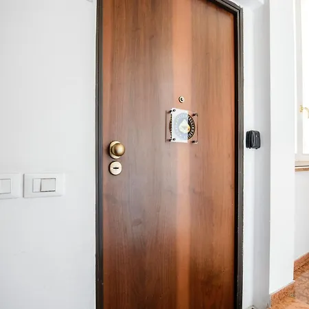 Pink House Tortellinosuite Апартаменти *