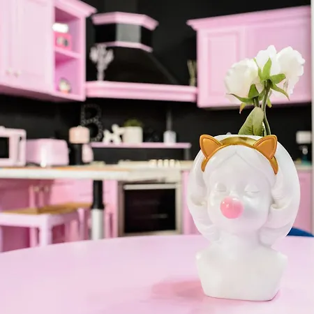 Apartment Pink House Tortellinosuite