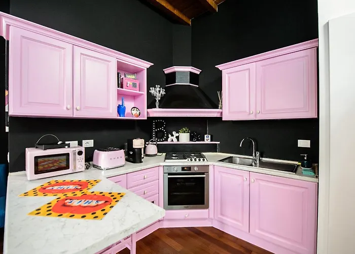 Pink House Tortellinosuite * Modena